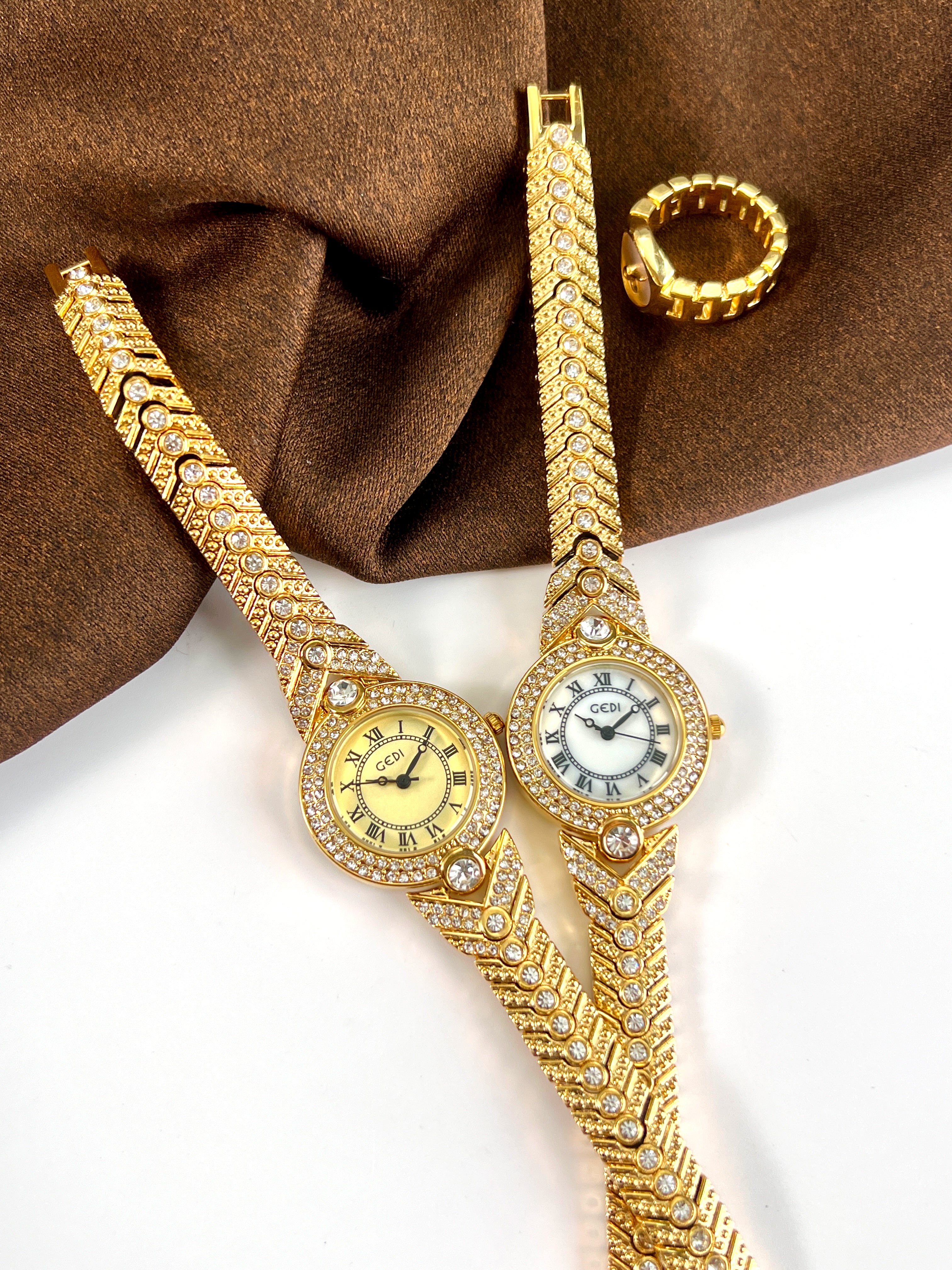 Vintage Full Diamond Shell Dial Women's Watch