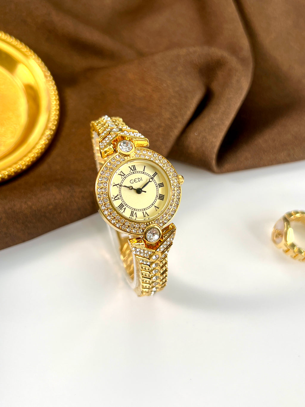 Vintage Full Diamond Shell Dial Women's Watch